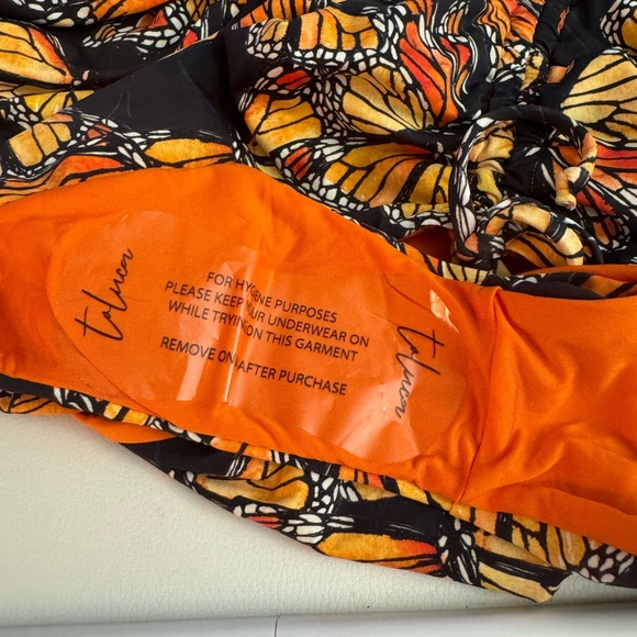 NWT Toluca butterfly swimsuit - Picture 8 of 8